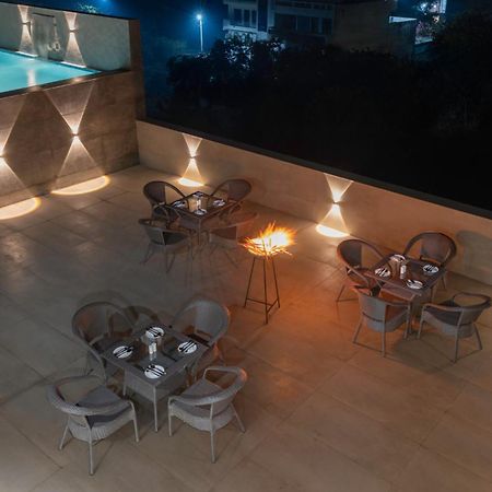 Clarks Inn Suites Agra Near Tajmahal Kültér fotó