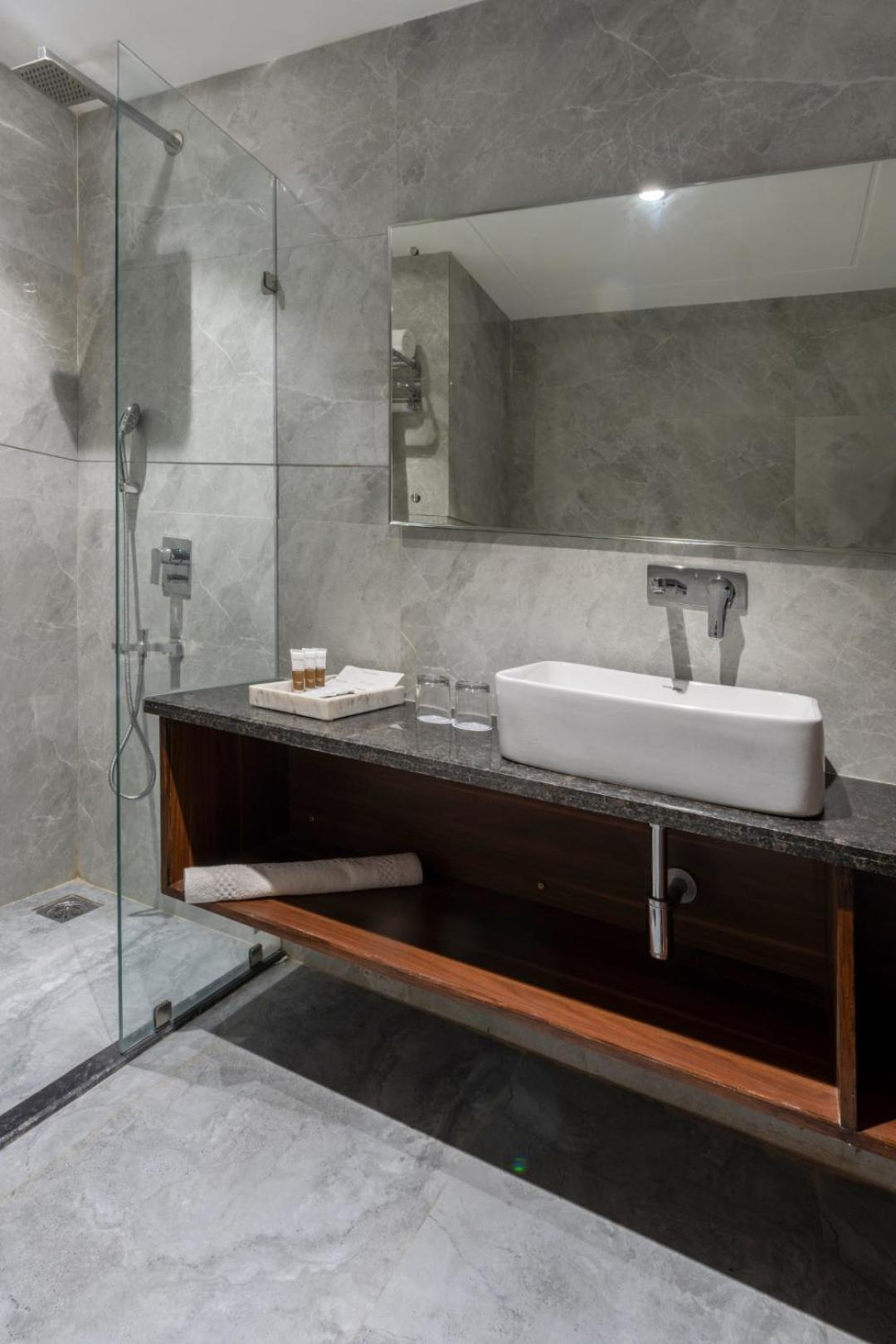 Clarks Inn Suites Agra Near Tajmahal Kültér fotó
