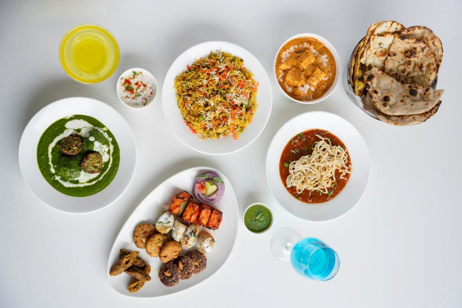 Clarks Inn Suites Agra Near Tajmahal Kültér fotó