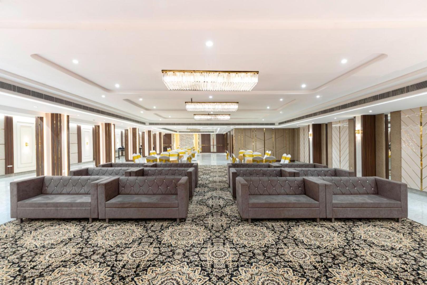 Clarks Inn Suites Agra Near Tajmahal Kültér fotó