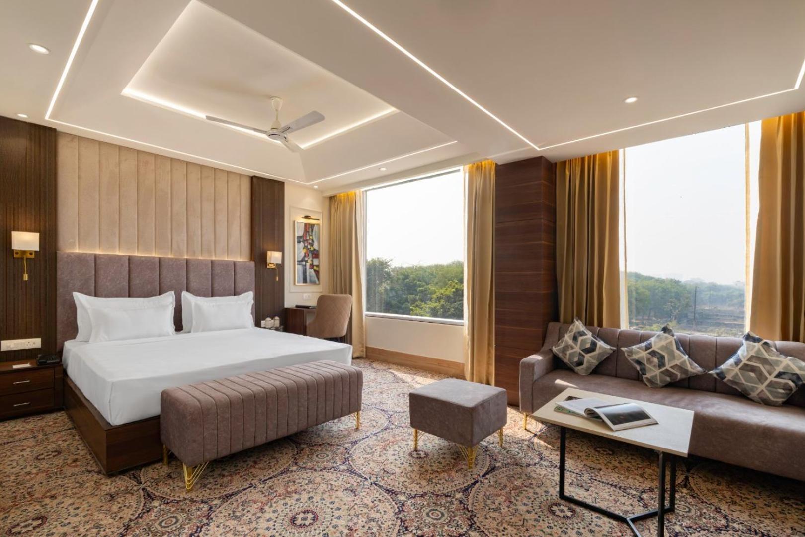 Clarks Inn Suites Agra Near Tajmahal Kültér fotó