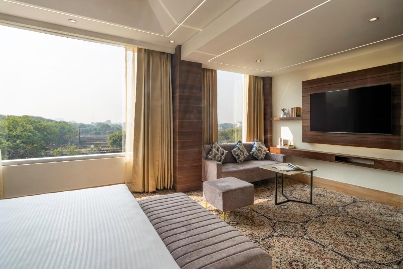 Clarks Inn Suites Agra Near Tajmahal Kültér fotó