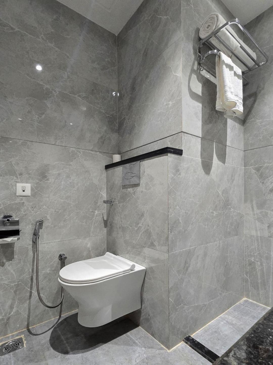 Clarks Inn Suites Agra Near Tajmahal Kültér fotó