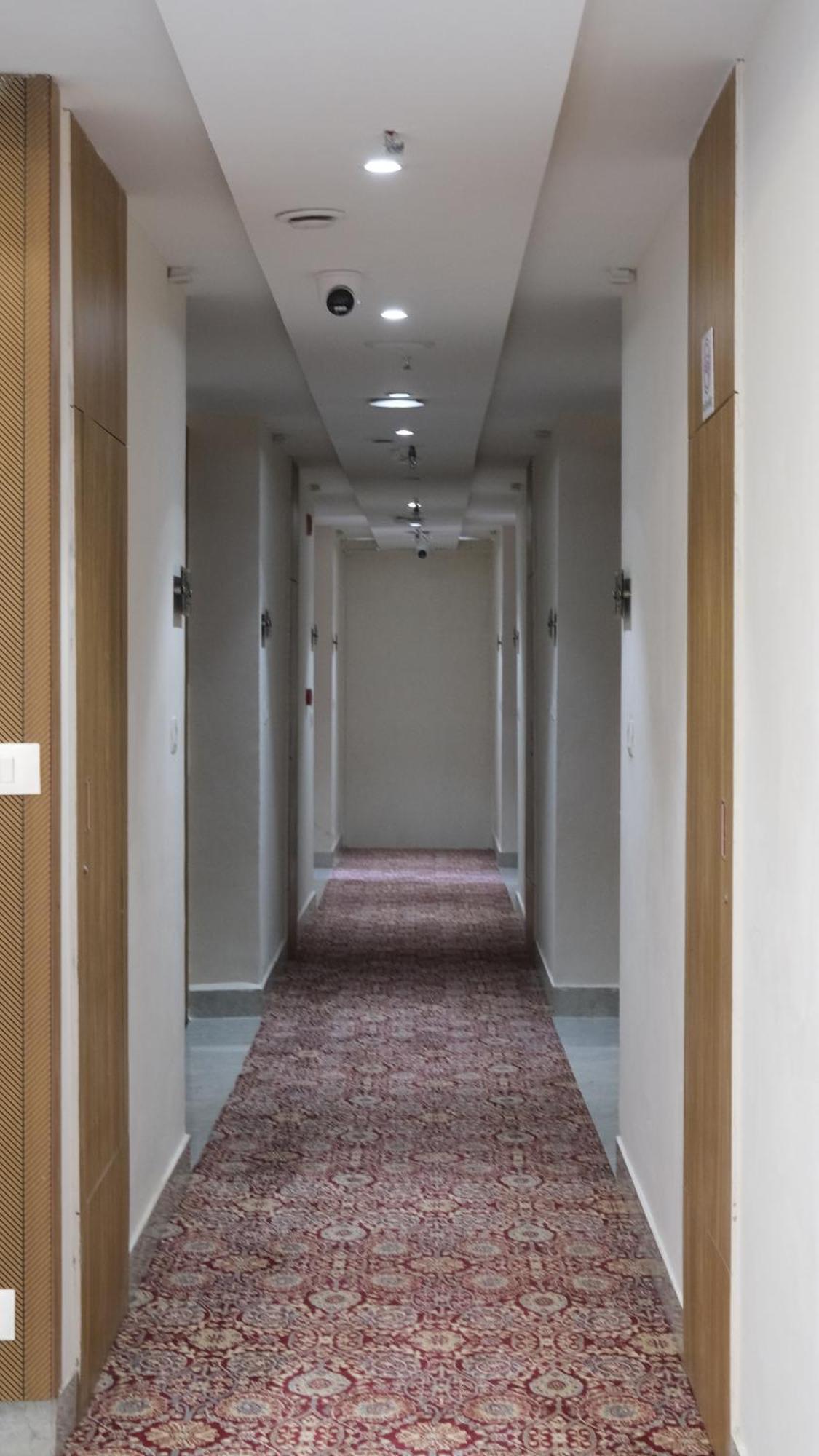 Clarks Inn Suites Agra Near Tajmahal Kültér fotó